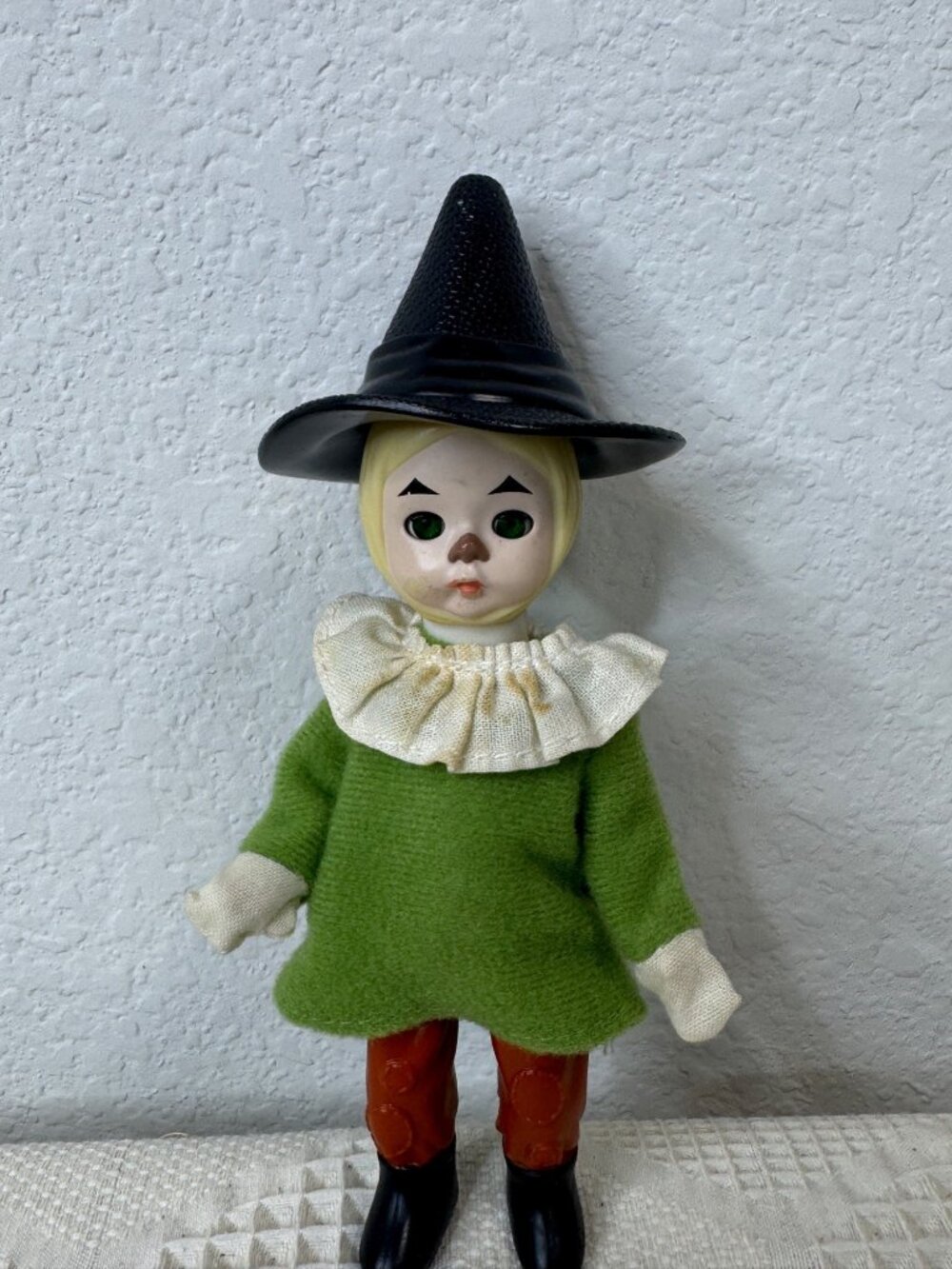 Vintage Madame Alexander McDonalds Mini Wizard Of Oz Scarecrow Happy Meal Doll